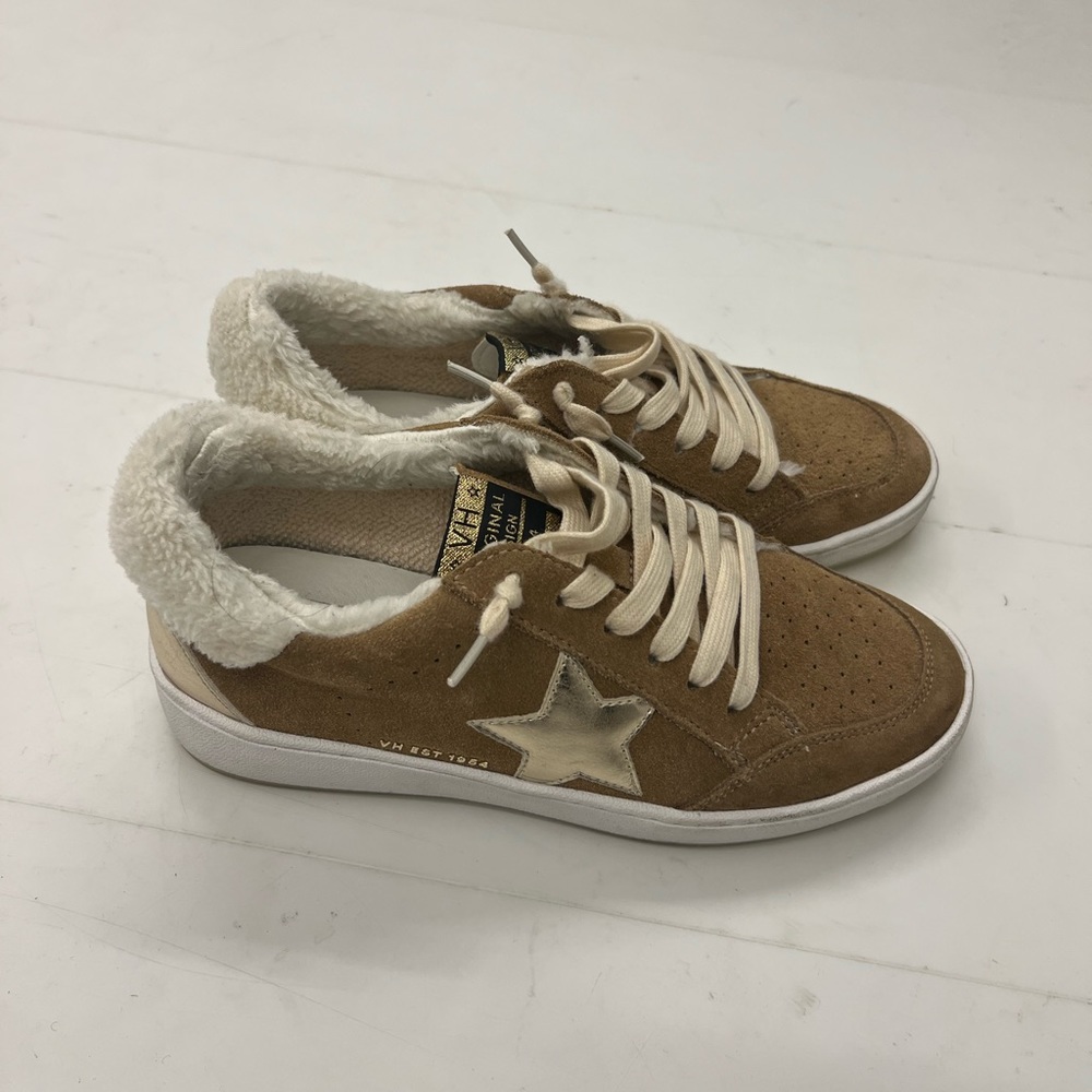 Vintage Havana Golden Goose Sneakers